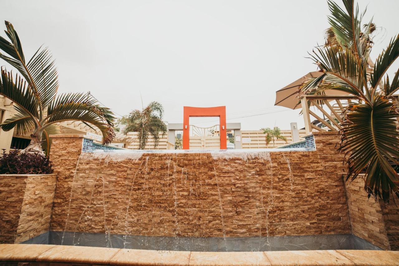Ser'I Bucurui Accommodations Palm Beach Exterior foto